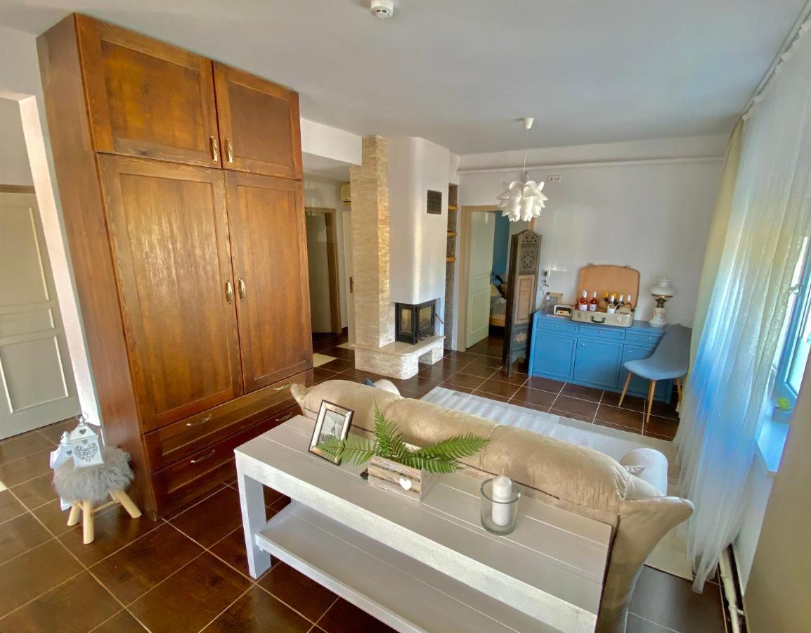 Biborlak 6 Apartment Villany Ngoại thất bức ảnh